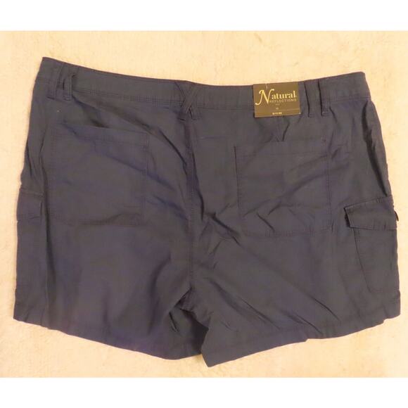 Natural Reflection Insignia Blue Casual Cargo Shorts Size 18 - Picture 2 of 2